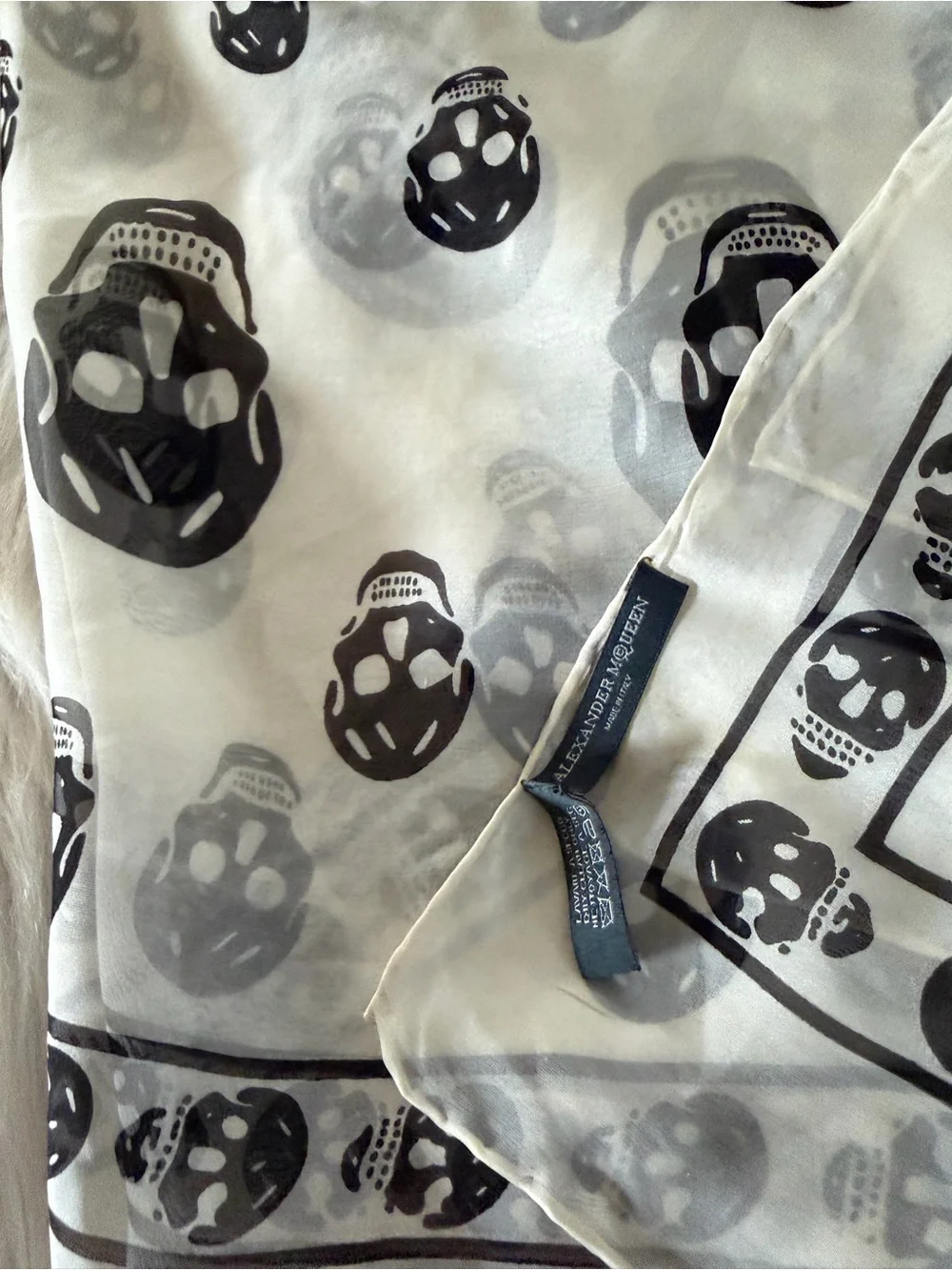 Alexander McQueen Skull Print Sheer Scarf - White and Black -